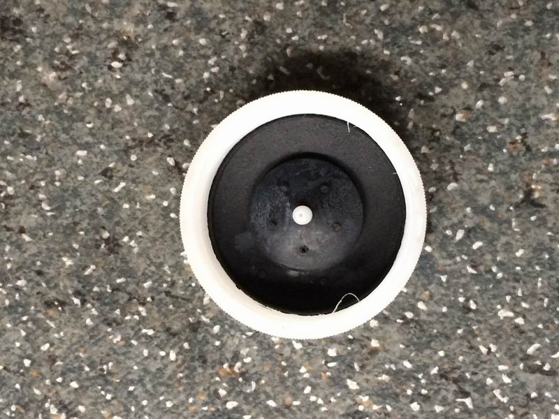 Clutch oil cup lid