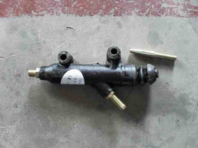 Clutch master pump, φ22.2-1