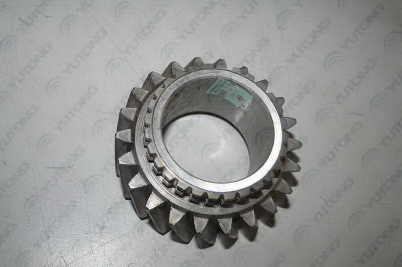Two-axis five-speed gear