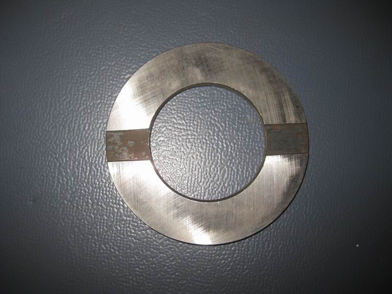 Reverse gear thrust plate