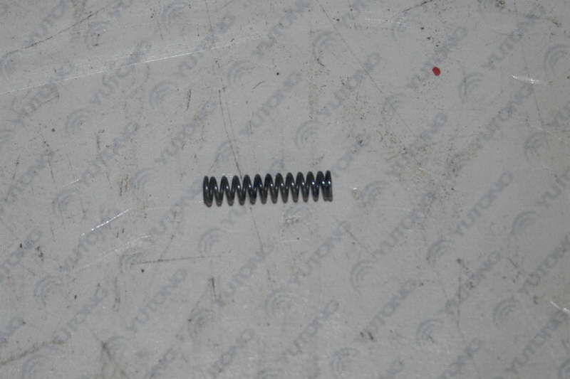 Synchronizer lock pin spring