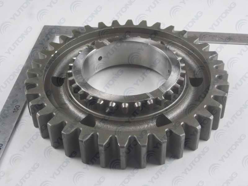 Двухосный реверс-редуктор