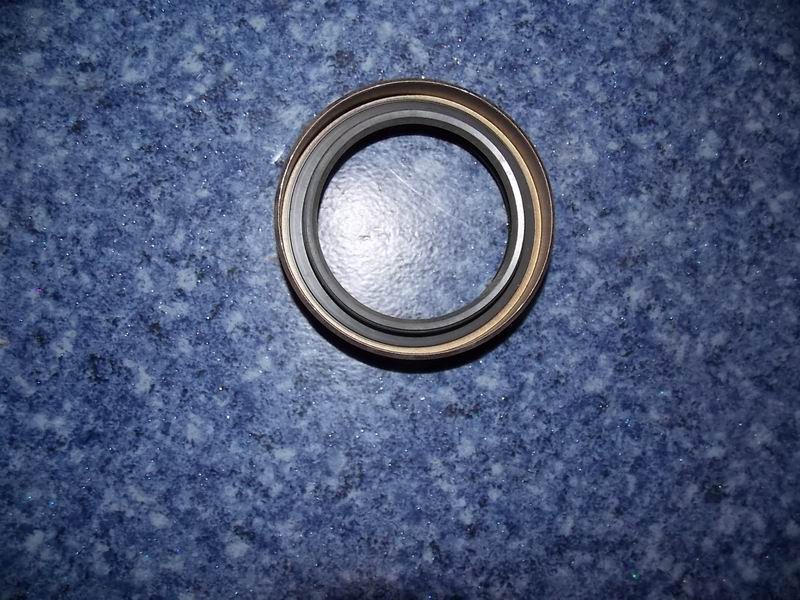 Two-axis oil seal-1