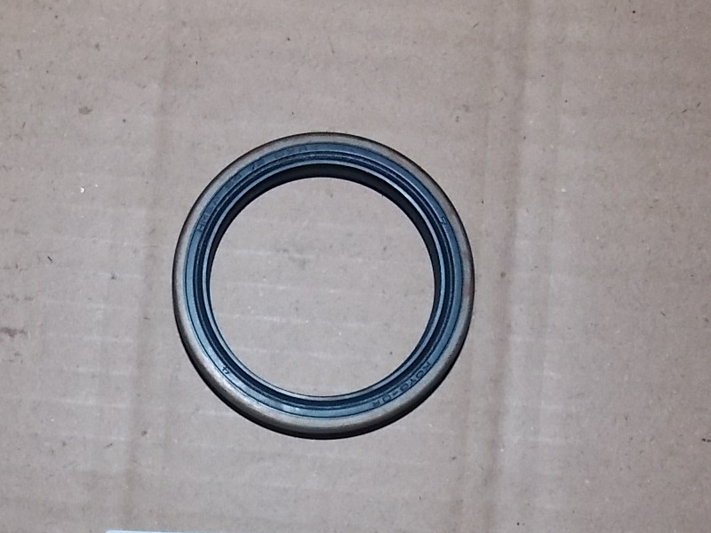 One-axis oil seal