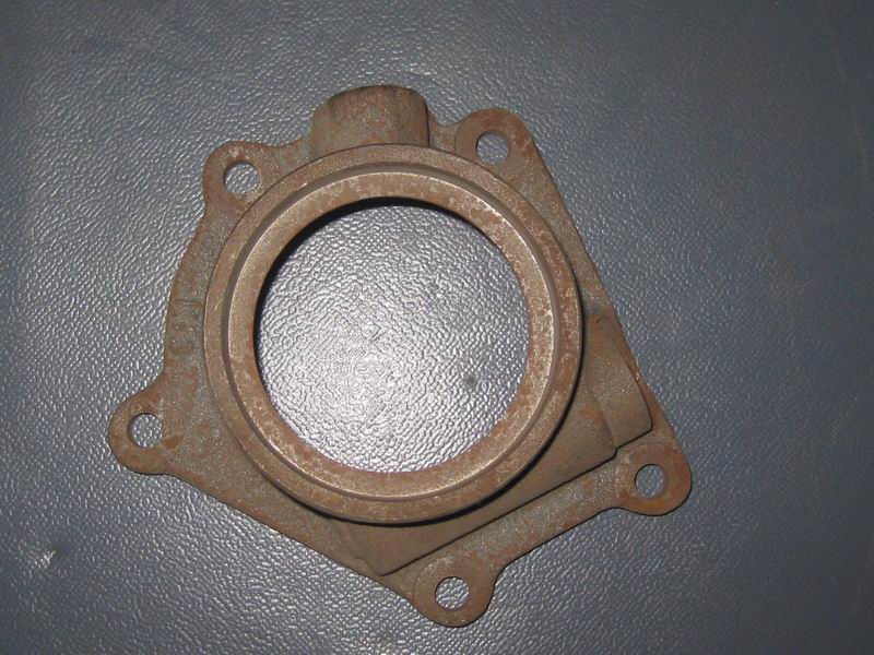 Two-axle rear bearing cover