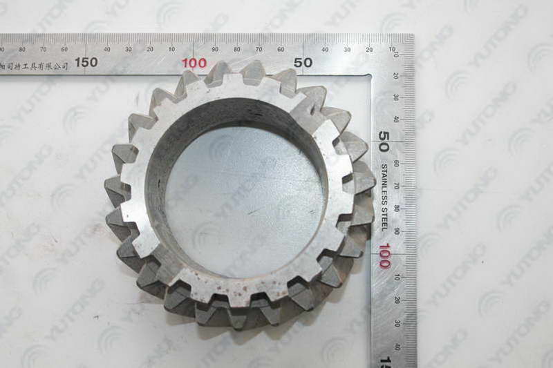 Two-axle five-speed gear