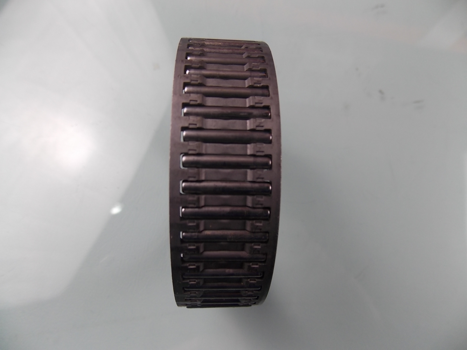Needle roller bearing-2-axis and three-speed gear-3