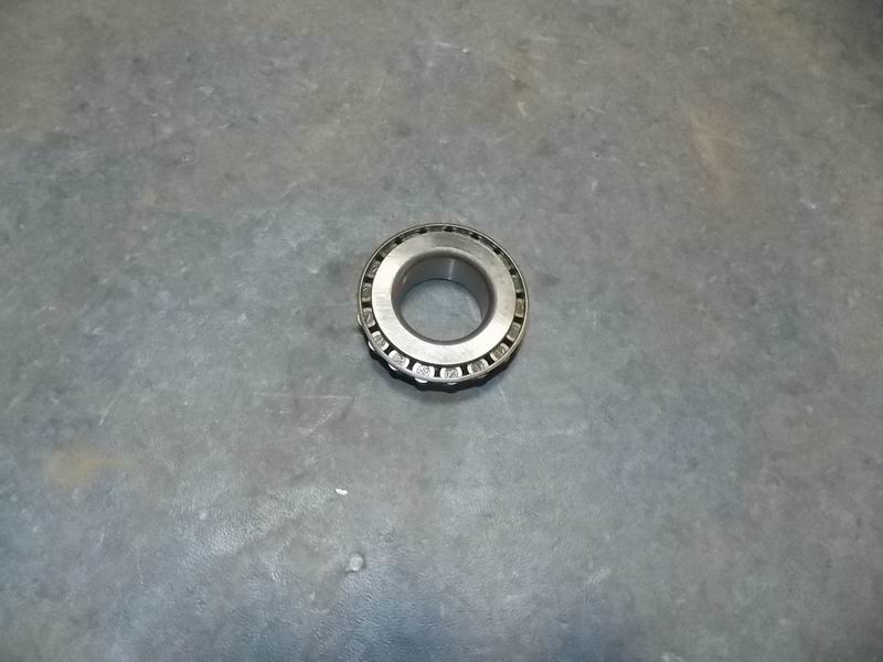 Cylindrical roller tapered bearing-middle shaft rear-1
