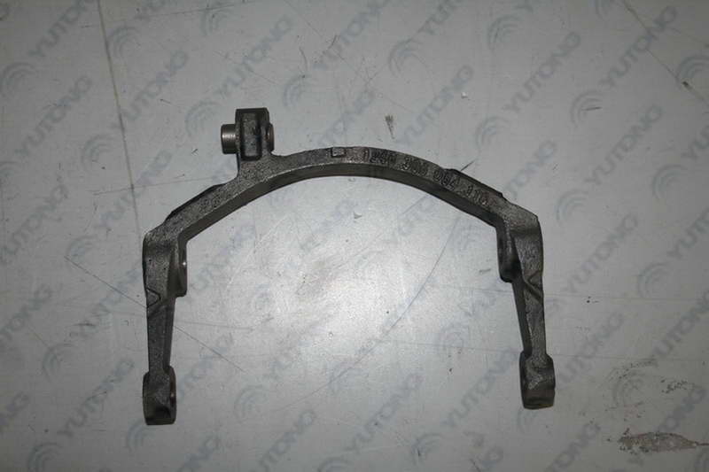 Second and third gear shift fork assembly