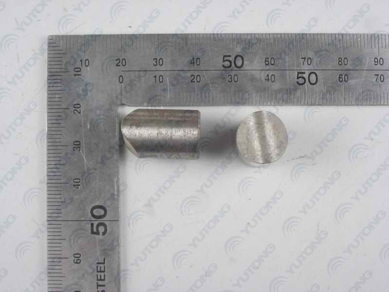 Самоблокирующийся штифт