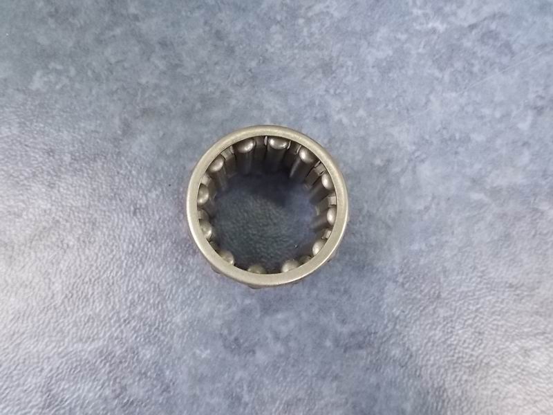 Reverse needle roller bearing