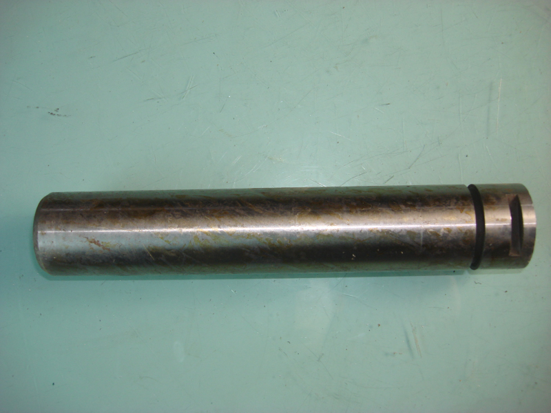 Вал шестерни заднего хода-3