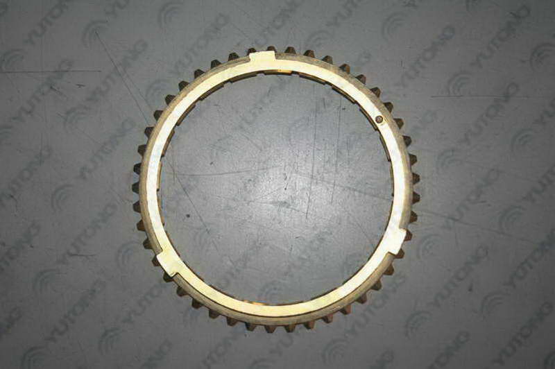 Кольцо синхронизации второй и третьей передачи.