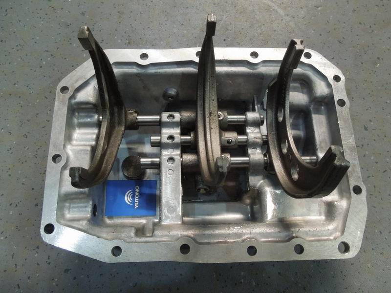 Transmission upper cover assembly-1