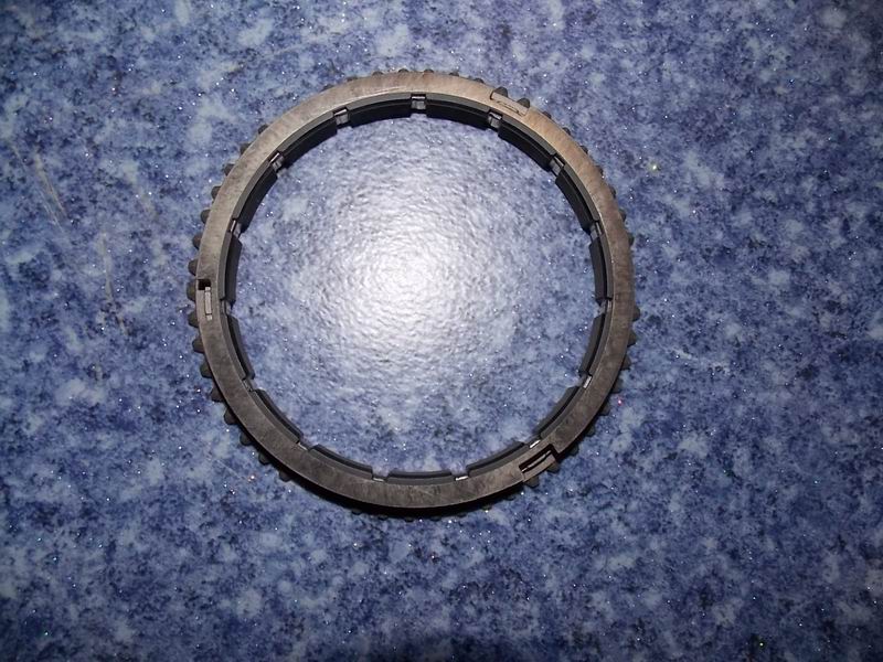 Кольцо синхронизатора шестиступенчатой ​​передачи.