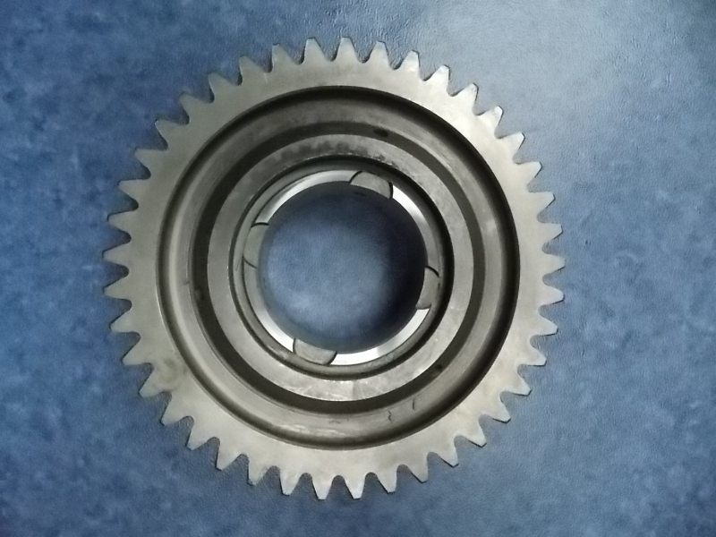 Двухосные зубья второй шестерни-1