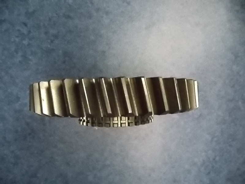 Двухосные зубья второй шестерни-2