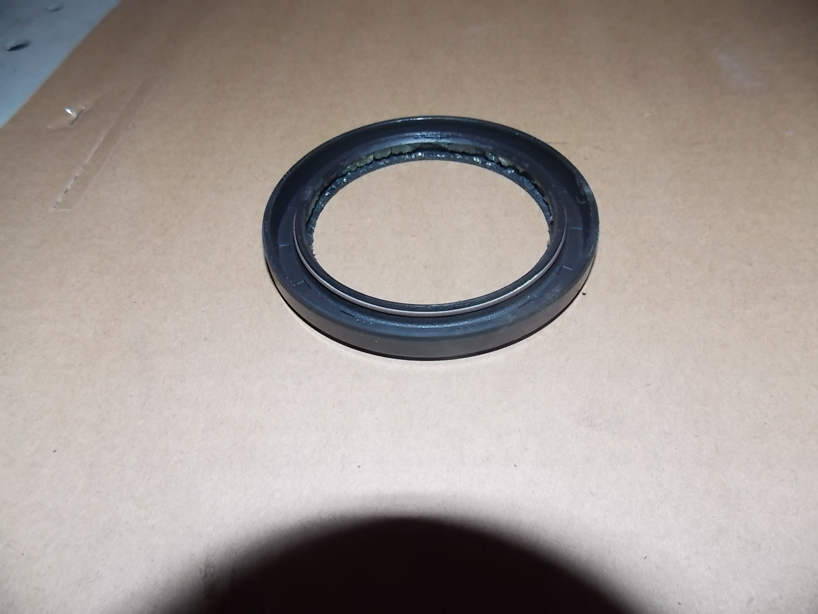 Two-axis oil seal-1