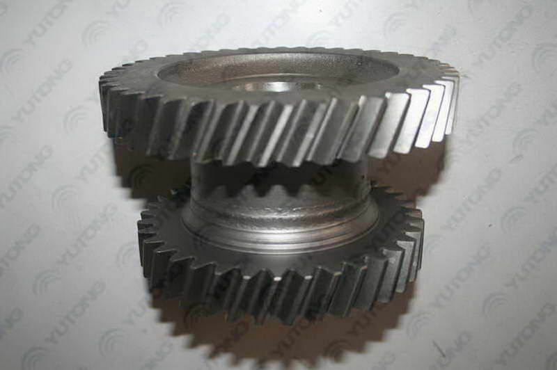 Промежуточный вал четыре или пять передач Z= 3643