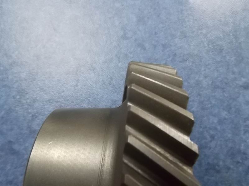 Intermediate shaft four gear teeth-1