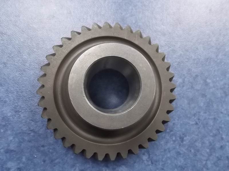 Intermediate shaft four gear teeth-2
