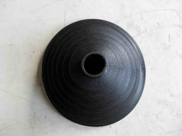 Dust cover for the gear stall-1