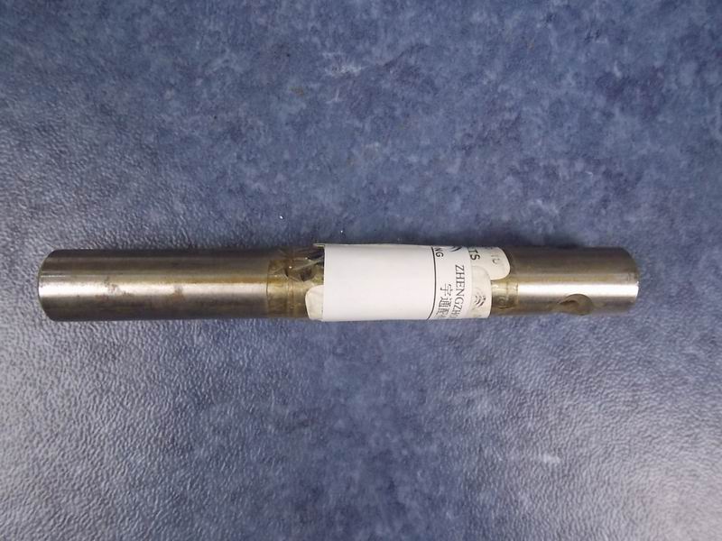 Six-speed gear fork shaft