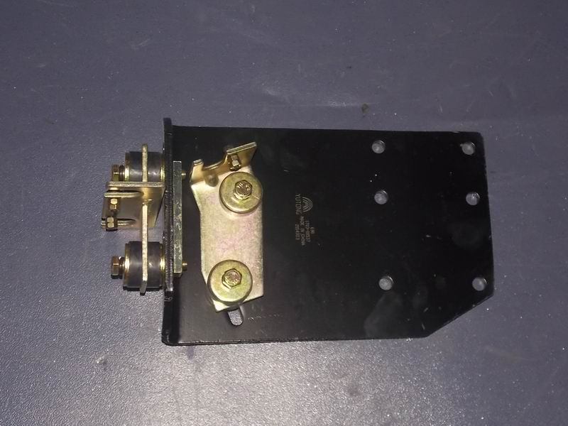 Кронштейн крепления мягкого вала управления переключением скорости, выбор переключения, QJS 6-90