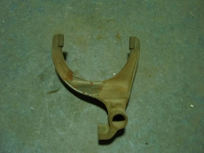 Four or five gear shift fork