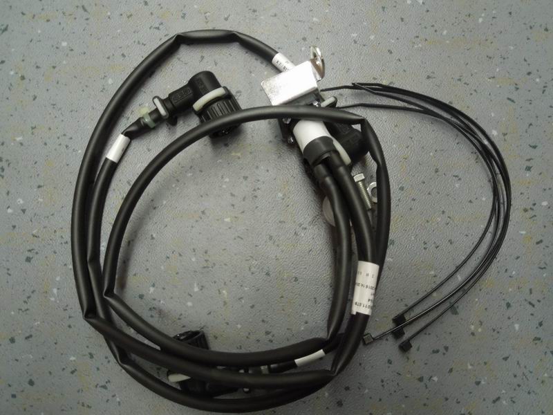 Accumulator cable