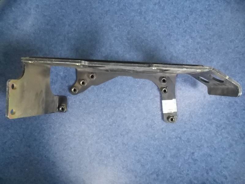 Fuel tank bracket-1