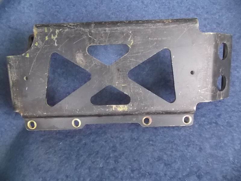 Fuel tank bracket-2