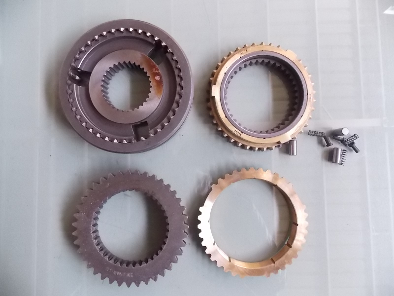 Second and third gear synchronizer-1