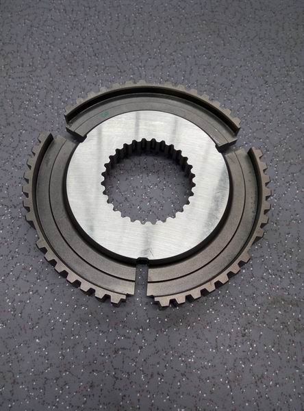 Пяти- и шестиступенчатый синхронизатор.