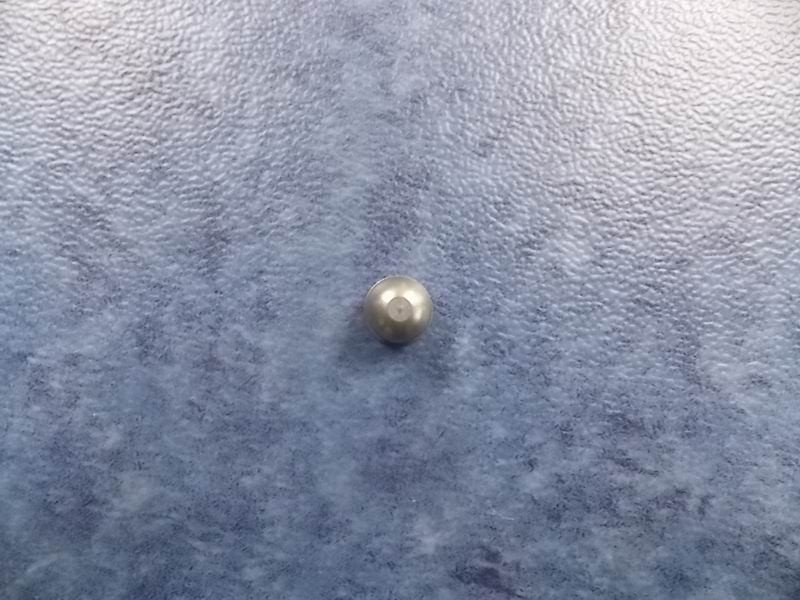 Synchronizer lock pin-1