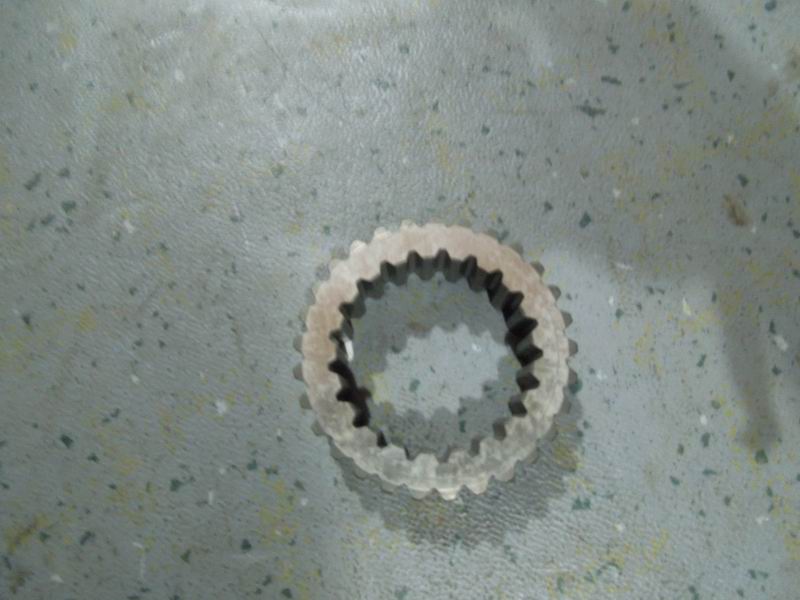 Седло с фиксированным зубом второй и третьей передачи-1