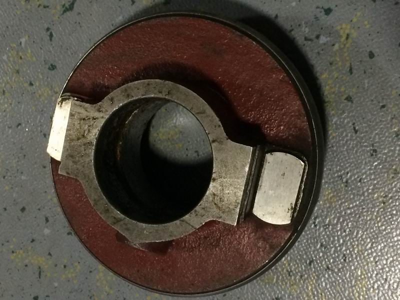 Подшипник разъединителя сцепления и седло в сборе