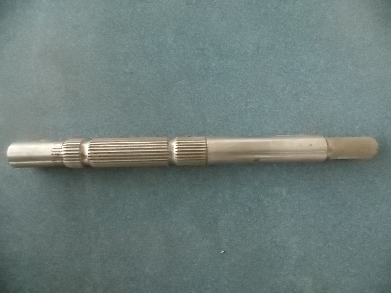 Separate fork shaft