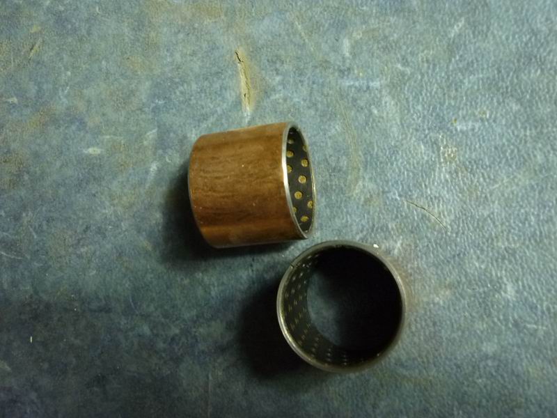 Separating fork shaft bushing