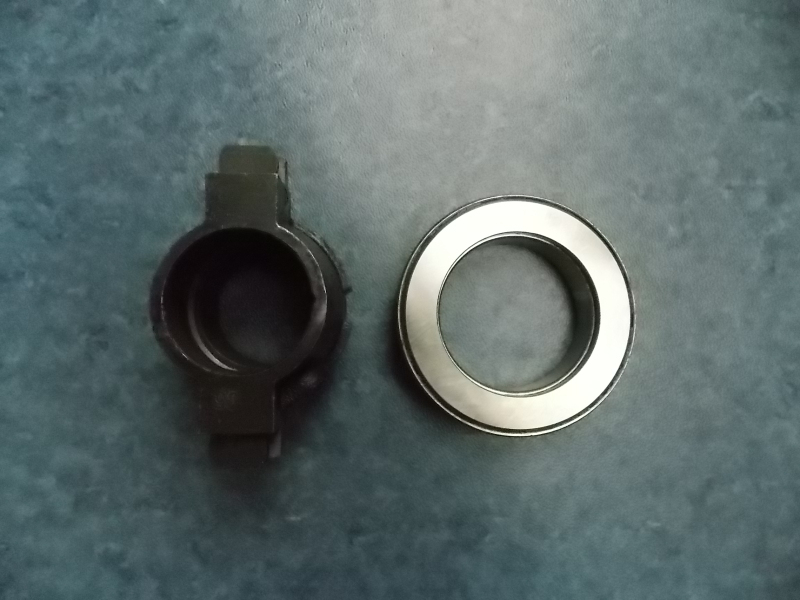 Clutch separation bearing and seat assembly-1