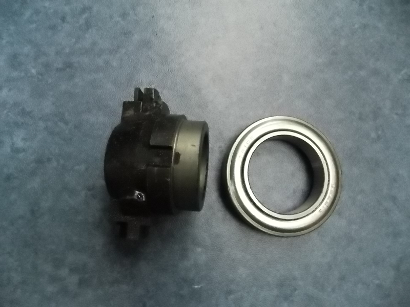 Clutch separation bearing and seat assembly-2