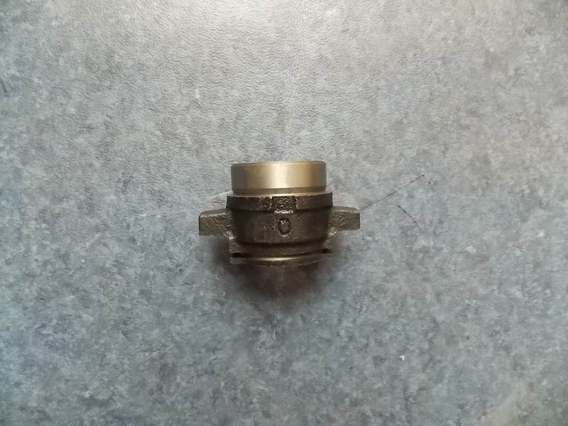 Separating bearing seat