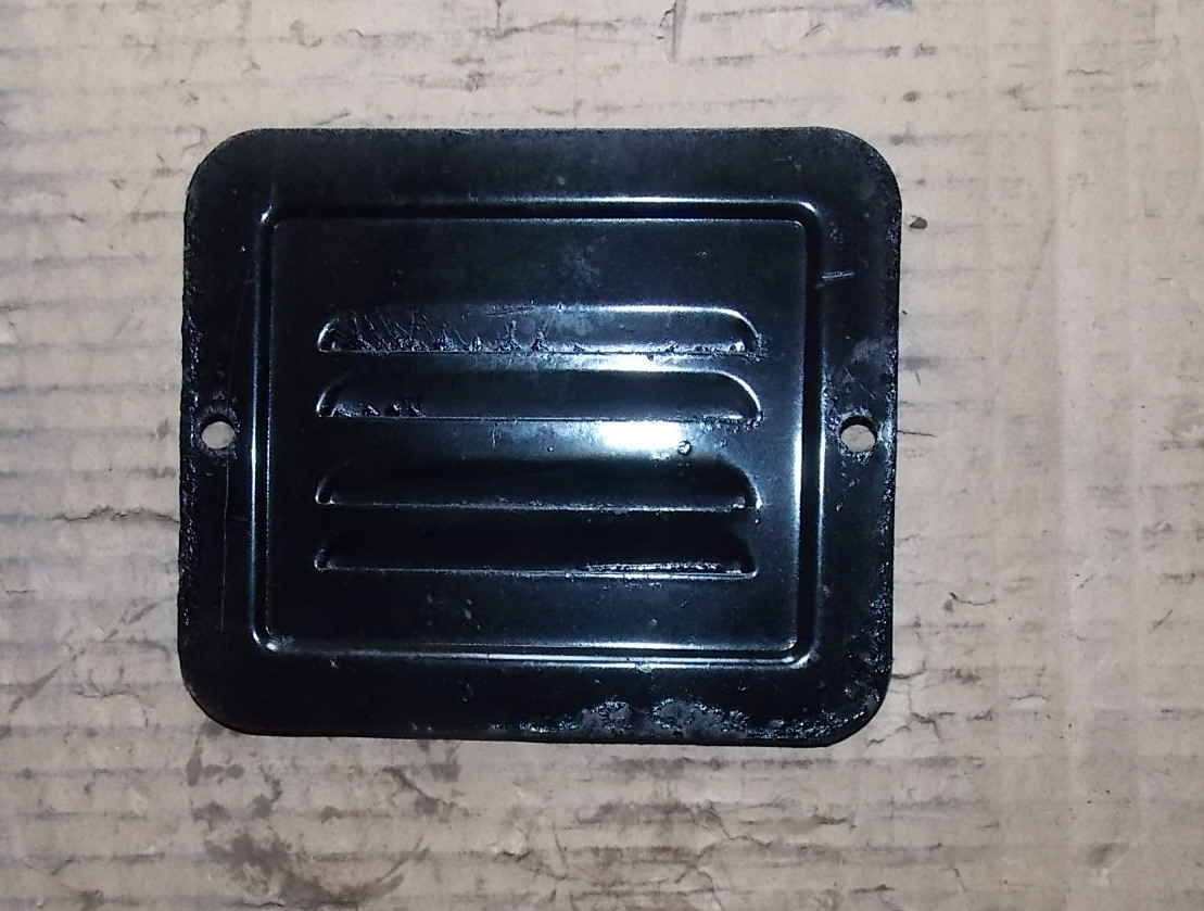 Clutch ventilation cover