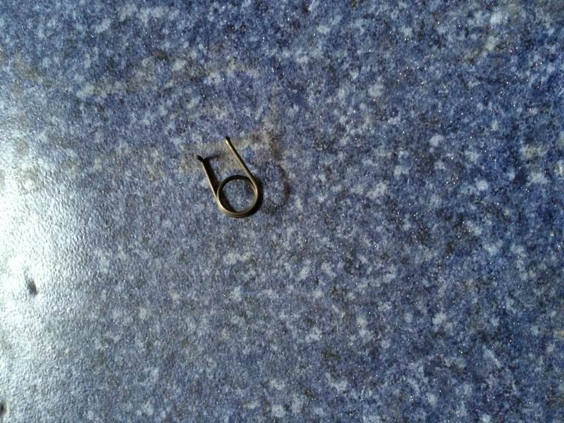 Separating bearing return spring