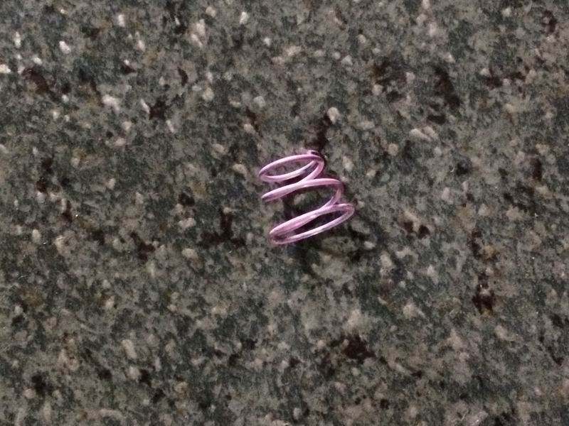 Нижняя масляная пружина