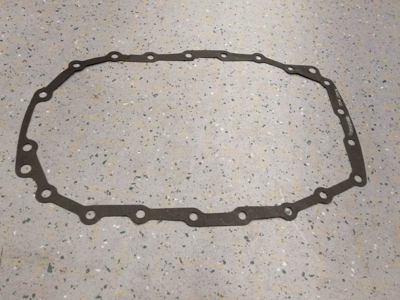 Front housing pads for gearbox