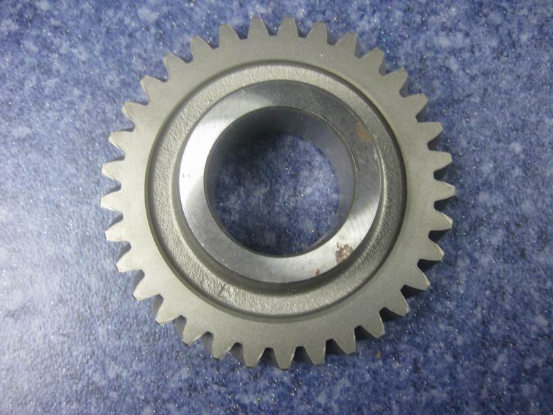 Intermediate shaft four gear teeth