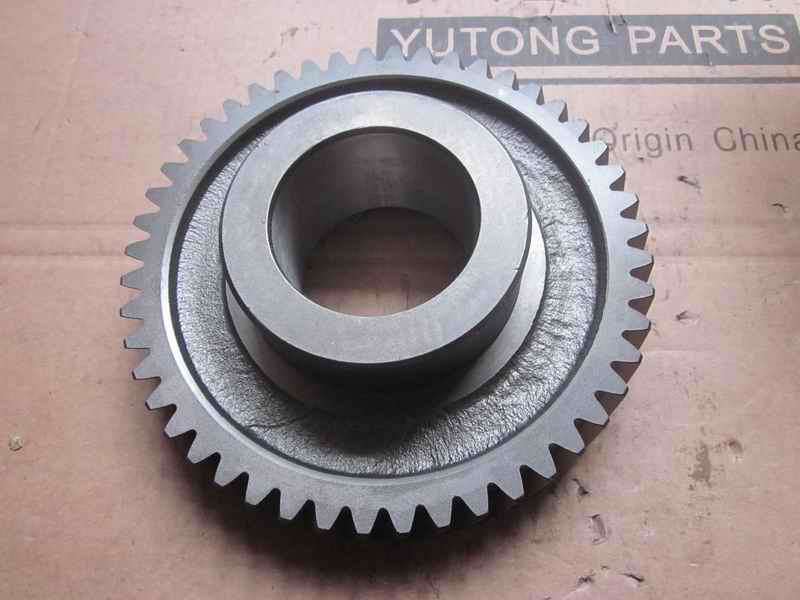 Равномерное зацепление зубьев промежуточного вала