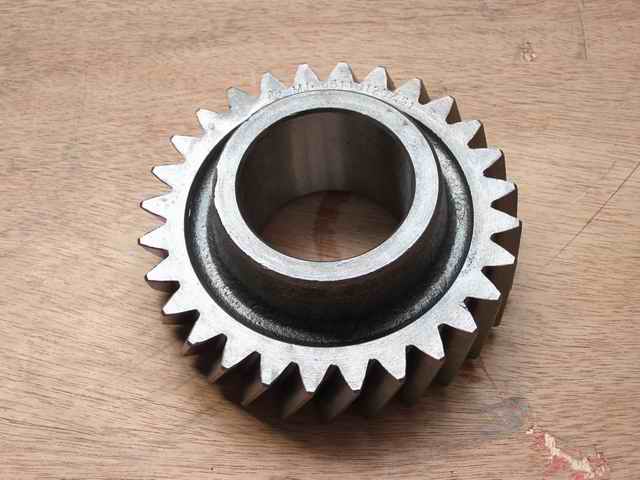 Intermediate shaft three-speed teeth-1