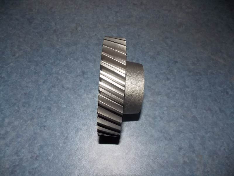 Intermediate shaft four gear teeth-1